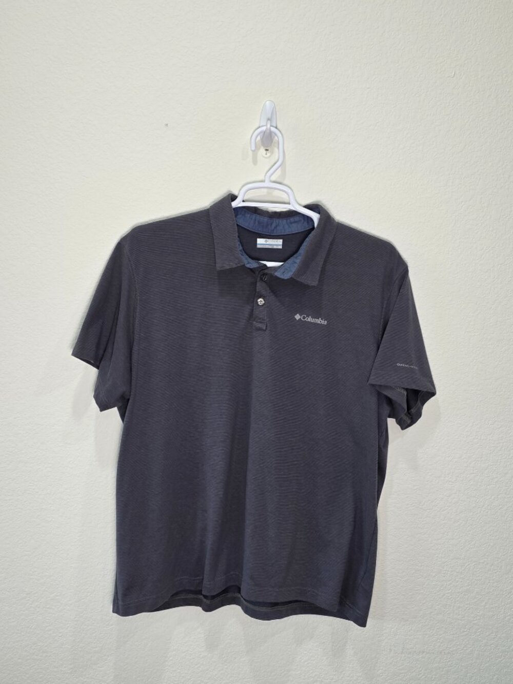 Columbia Men’s Omni-Wick Charcoal Gray Short Sleeve Polo Shirt - Size 2XL
